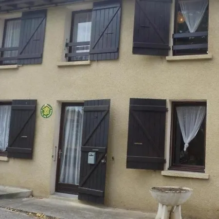 Bonnac, 3 Pièces, 4 Personnes - Fr-1-419-140 Appartement *